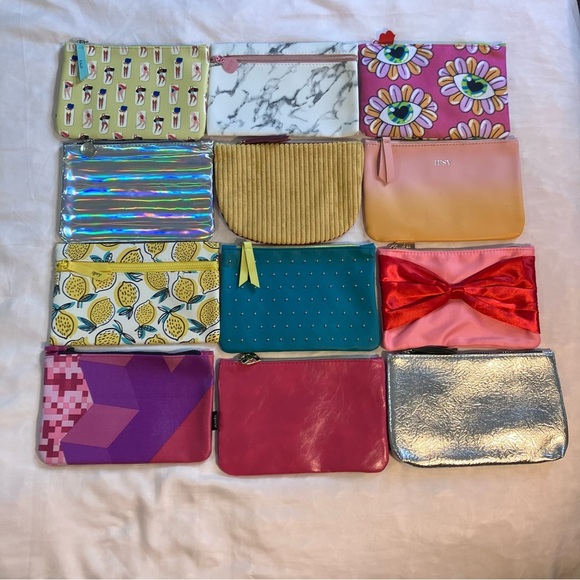 Ipsy Colorful Cosmetic Bag Collection
2 for $6  3 for $8 5 for $10 - Picture 2 of 2